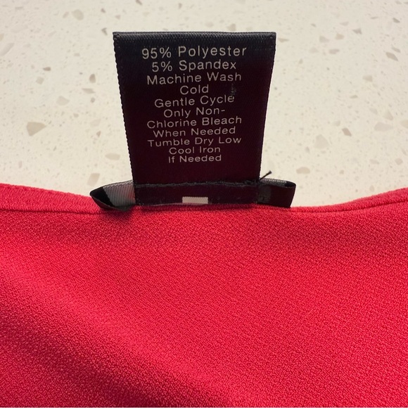 Ann Taylor Sleeveless Pleated Scoop Neck Blouse Red Pink Women’s Large - Picture 5 of 5